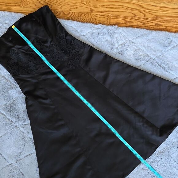 White House Black Market Black Strapless Dress, Women's Size 0, Great Condition - Picture 8 of 11